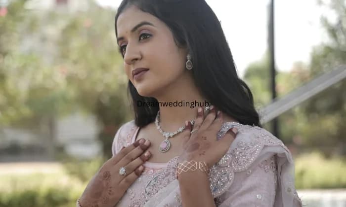 Ellie house of beauty Ellie house of beauty