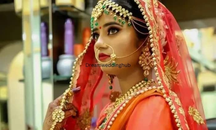 AK Salon Unisex salon by Ashwin Kumar AK Salon Unisex salon by Ashwin Kumar