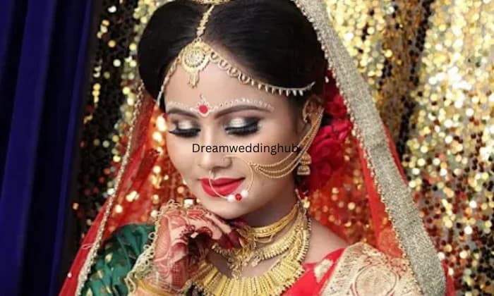 Diamond Touch Ledies Beauty Parlur Mekup Diamond Touch Ledies Beauty Parlur Mekup