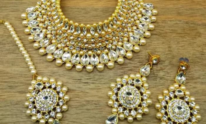 Om Diamond jeweller Om Diamond jeweller