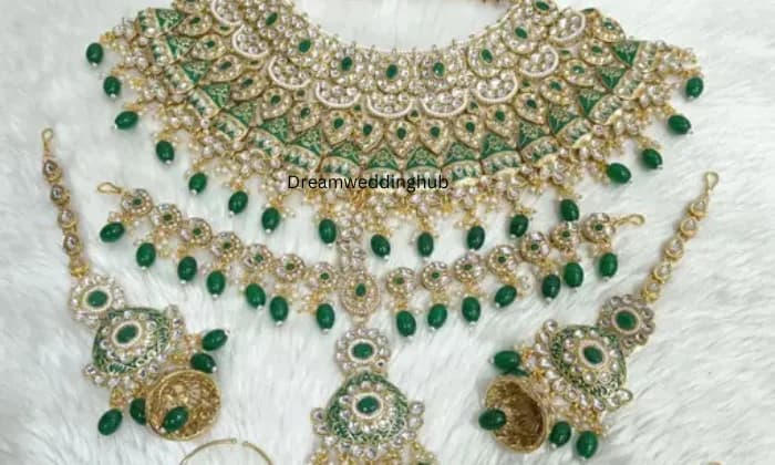 HOOLI JEWELLERS HOOLI JEWELLERS