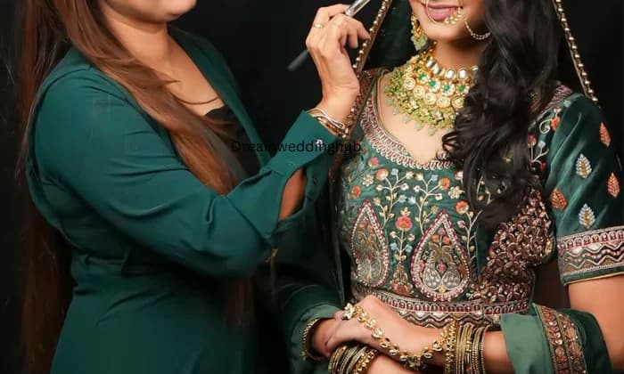 Yashasvi Beauty Yashasvi Beauty