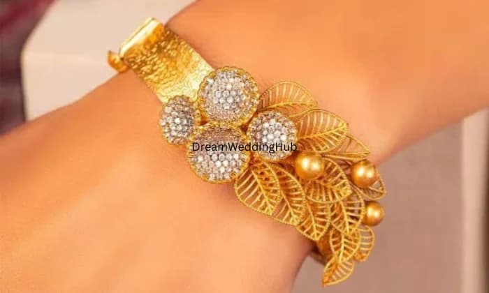 OLD NAVDEEP JEWELLERS OLD NAVDEEP JEWELLERS