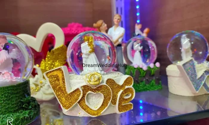 Divine Decor Gift Gallery Divine Decor Gift Gallery