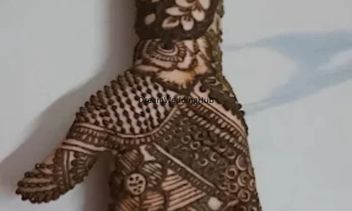 TRENDZ MEHANDI MAKEOVER TRENDZ MEHANDI MAKEOVER