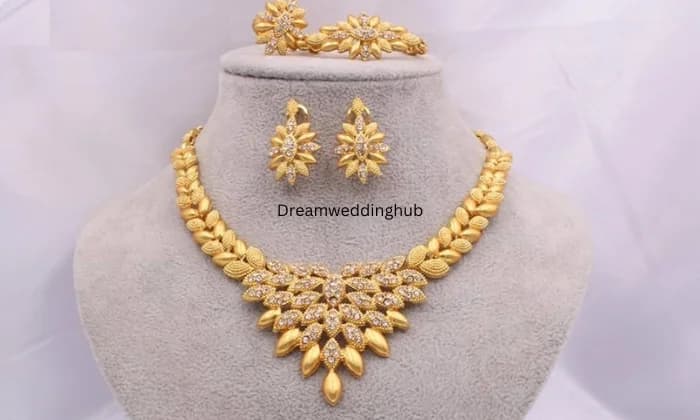 V V SHIRODKAR SONS Jewellers V V SHIRODKAR SONS Jewellers