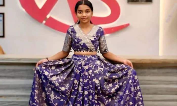 RIONA Designer wear RIONA Designer wear