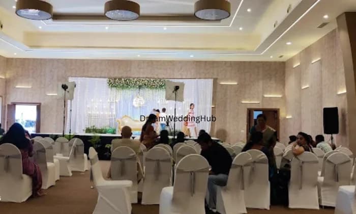 North Avenue North Avenue