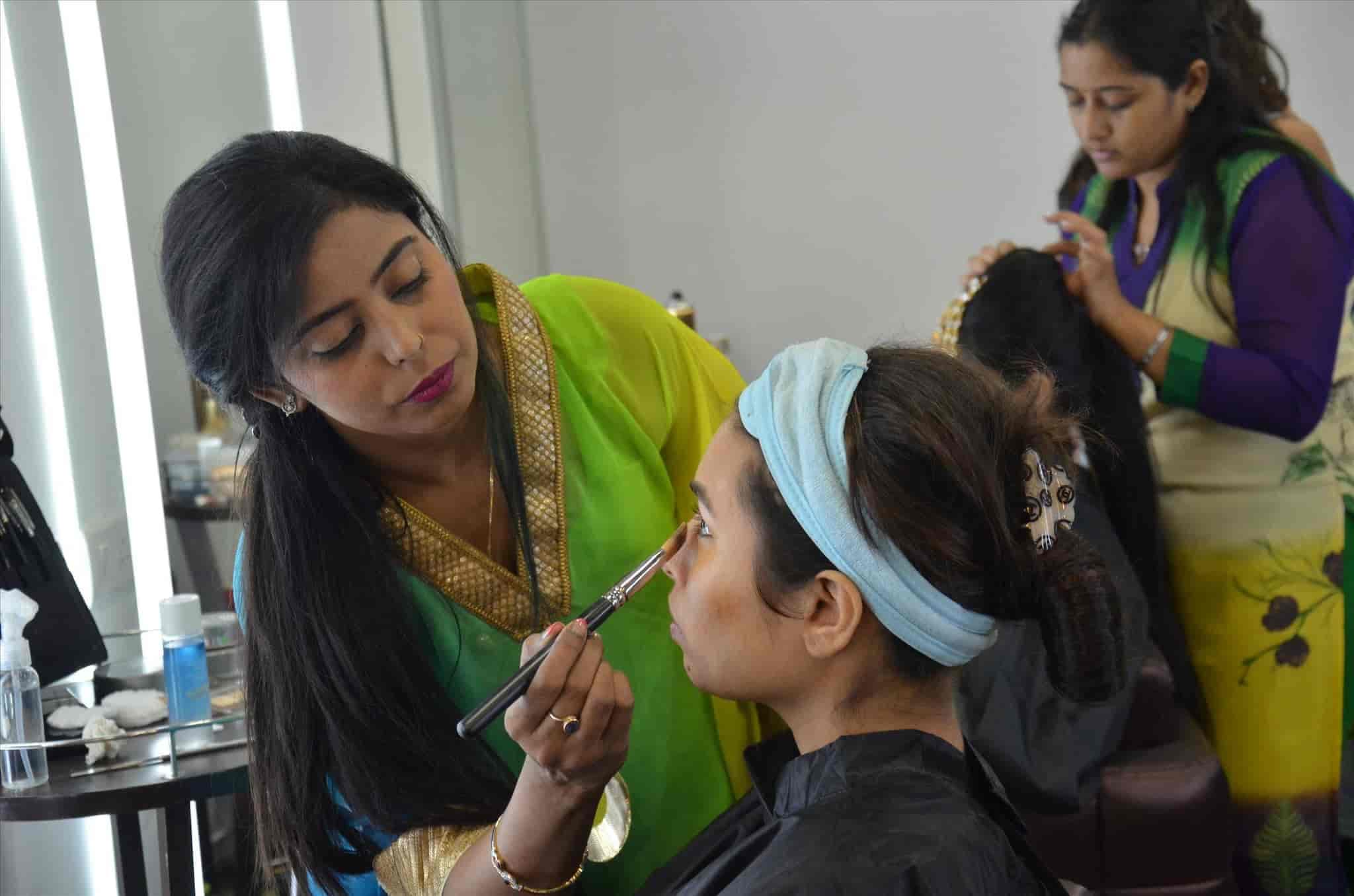 Greens makeup Studio Greens makeup Studio