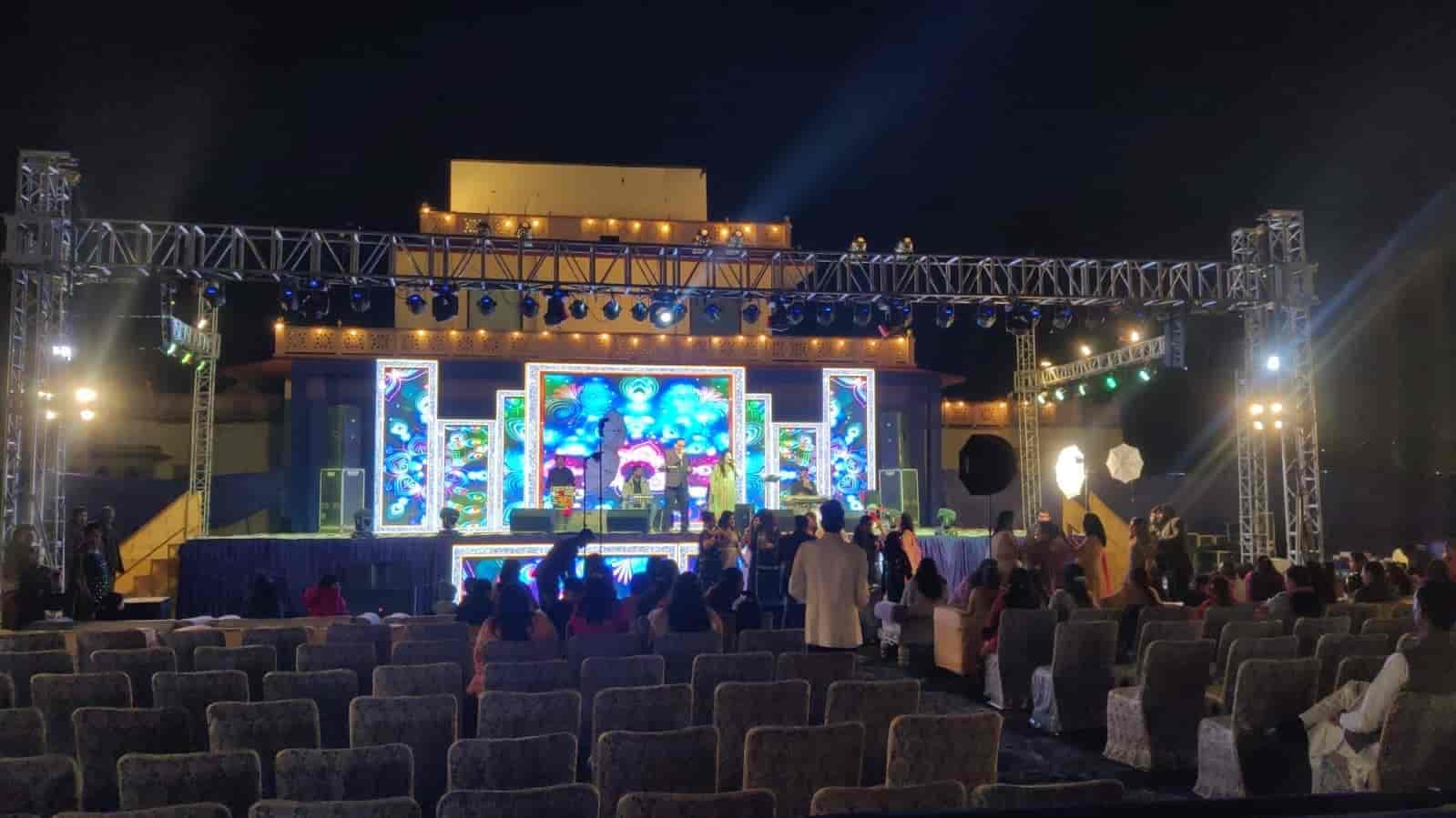 New Saraswati DJ Sound New Saraswati DJ Sound