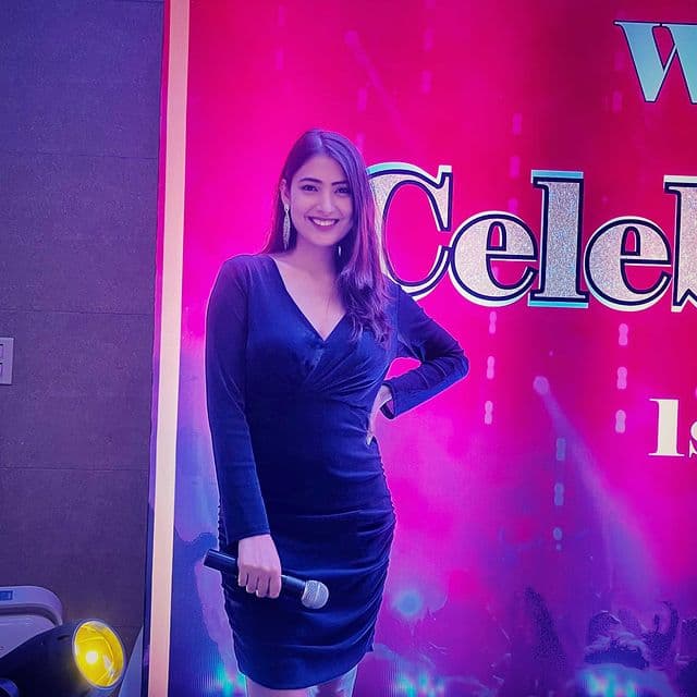 anchor_shivanisingh anchor_shivanisingh