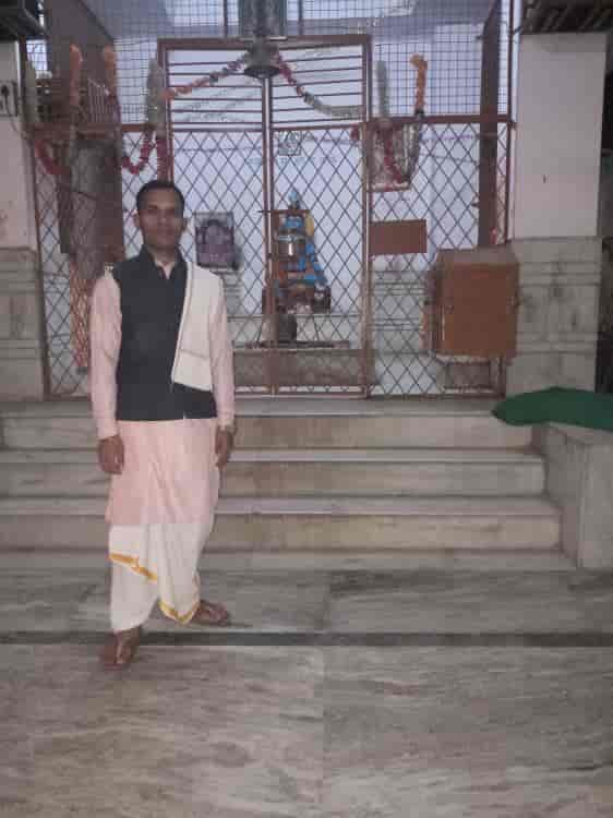 Vedic Pandit Ravikant Vedic Pandit Ravikant