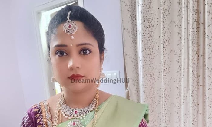 Raja Mallikasrinath makeup artist Raja Mallikasrinath makeup artist