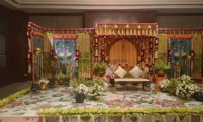 Decor by Mudassir Decor by Mudassir