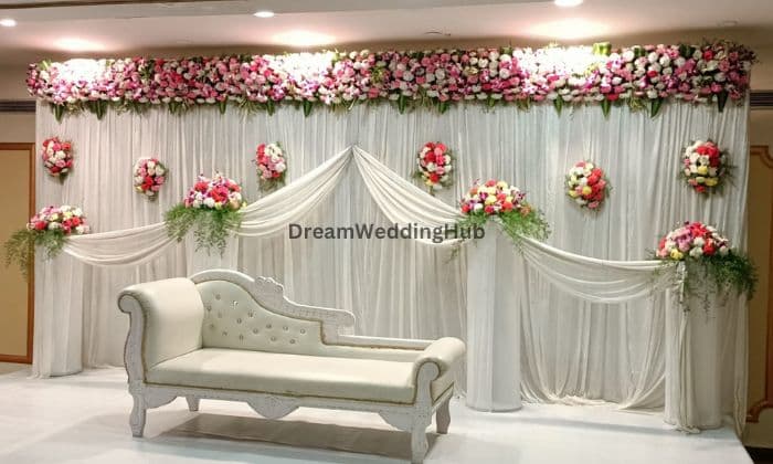 M.R. FLOWER DECORATION M.R. FLOWER DECORATION