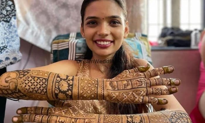 Karan Mehandi Arts Karan Mehandi Arts