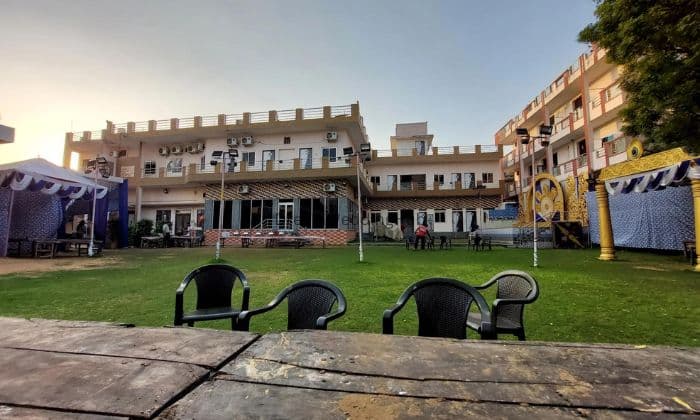 NANDANI PALACE NANDANI PALACE