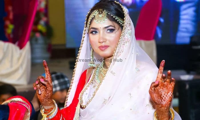 Roshni Makeup Artist Roshni Makeup Artist