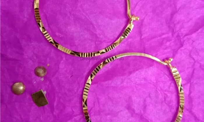 M R JEWELLERS M R JEWELLERS