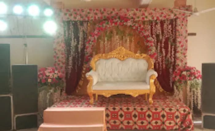 Red Square Market Red Square Market