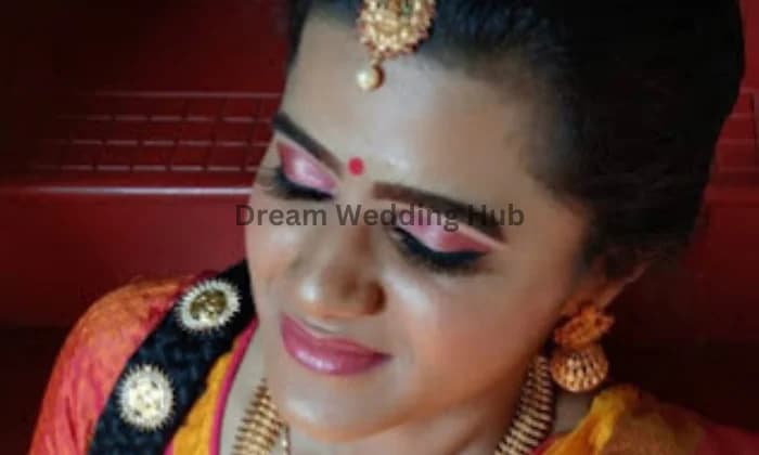 Rm Sushma makeup artist Rm Sushma makeup artist