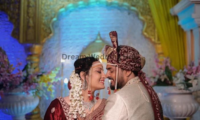 Sunil navle bridal makeup artist Sunil navle bridal makeup artist