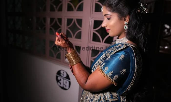 LV BEAUTY PARLOUR AND MAKEOVER LV BEAUTY PARLOUR AND MAKEOVER