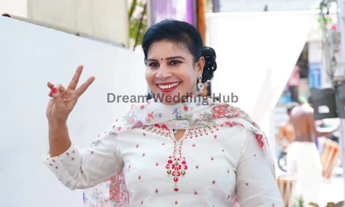 RUTH BEAUTY PARLOUR RUTH BEAUTY PARLOUR