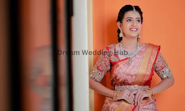 Dharini Ganesh Makeup Artist Dharini Ganesh Makeup Artist