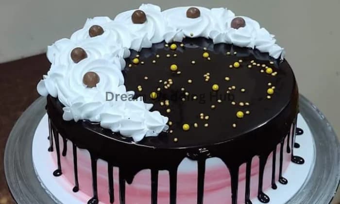 Happiness cake house Happiness cake house