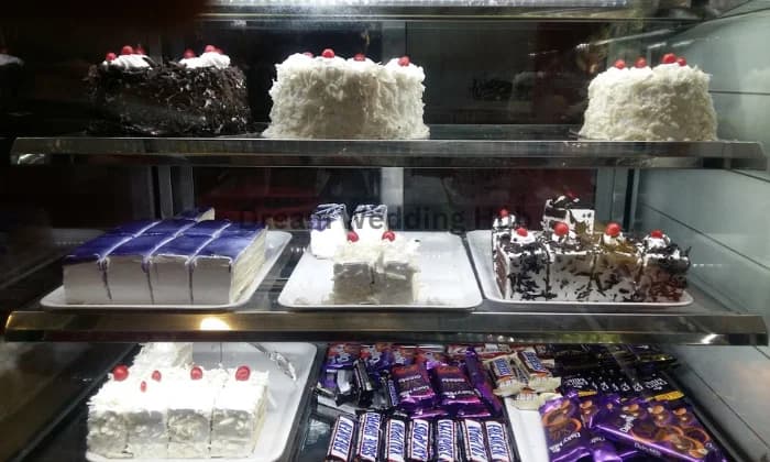 Savinesh bakery Coffee and cool bar Savinesh bakery Coffee and cool bar