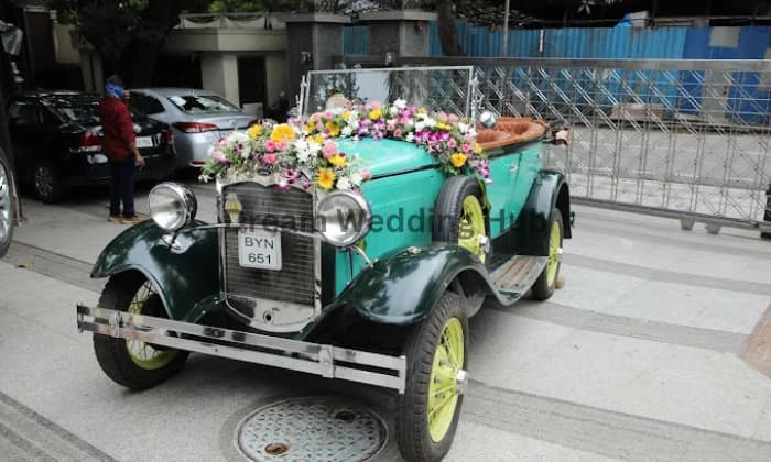 Hire vintage cars 13 Hire vintage cars 13