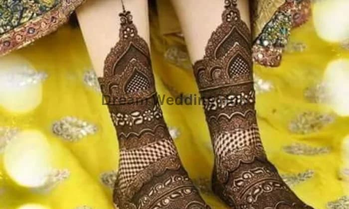 Vishnu mehandi art kullu manali point Vishnu mehandi art kullu manali point