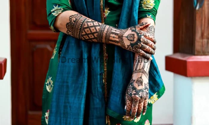 Henna by Hajara Sherin Cochin Henna by Hajara Sherin Cochin