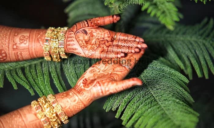 Risha Henna Artist Risha Henna Artist