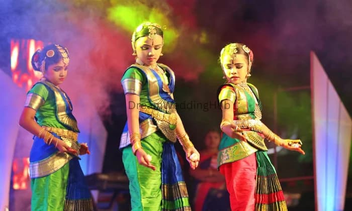 Foot Lock Dance School Foot Lock Dance School