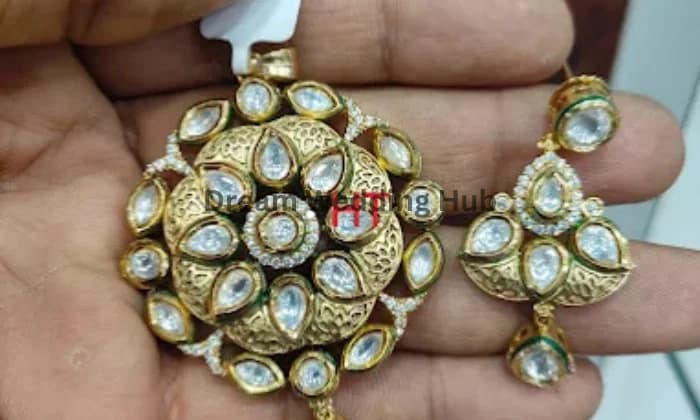 H Tribhovandas Art Jewellers H Tribhovandas Art Jewellers