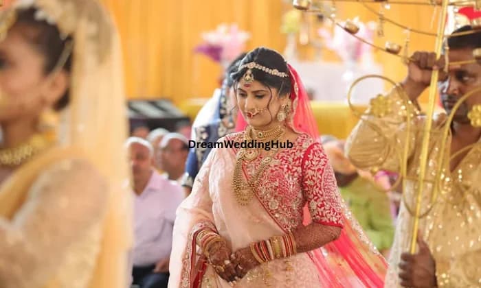 LASH MAKEUP STUDIO LASH MAKEUP STUDIO