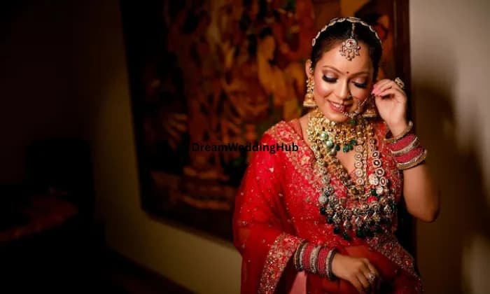 Shrishti Bhoyar Makeup Artist Shrishti Bhoyar Makeup Artist