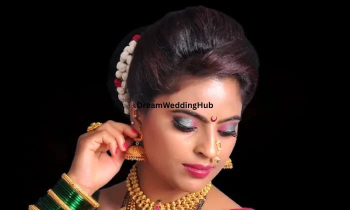 Pune Makeup Artist Nametta Tickare Pune Makeup Artist Nametta Tickare