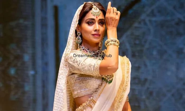 Saloni MakeupArtist Saloni MakeupArtist