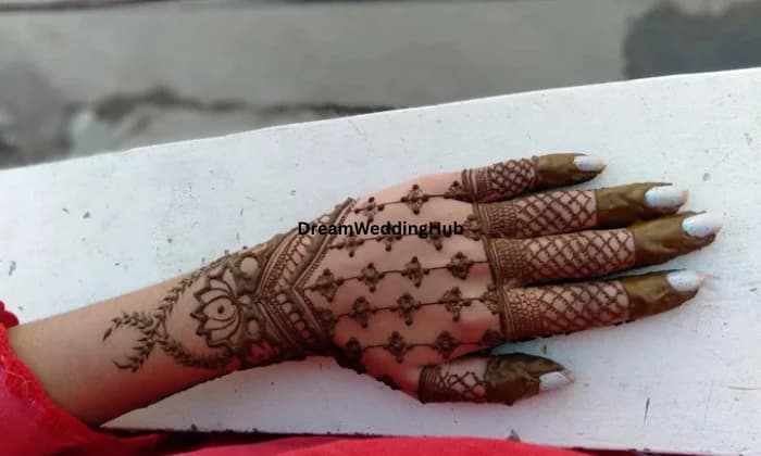 Special Mehandi Artist Special Mehandi Artist