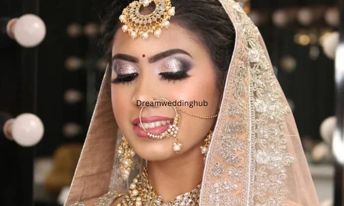 The Castle Unisex The Castle Unisex