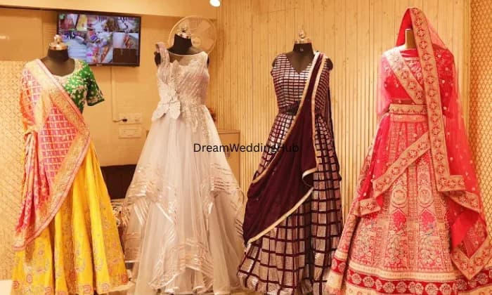 Queen by Maharani Queen by Maharani