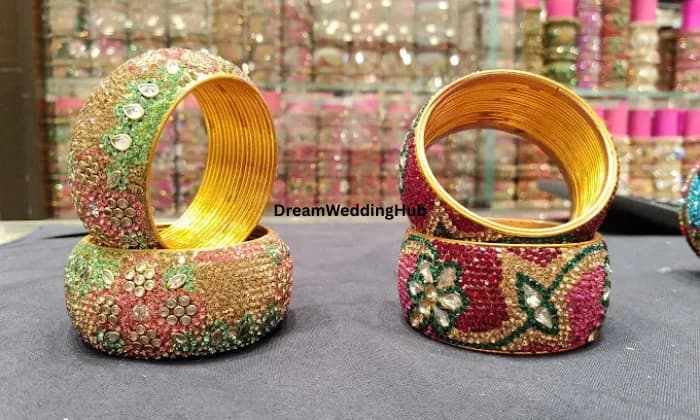 Paras Jewellers Ext Paras Jewellers Ext