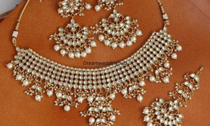 NISHIGANDHA JEWELLERS NISHIGANDHA JEWELLERS