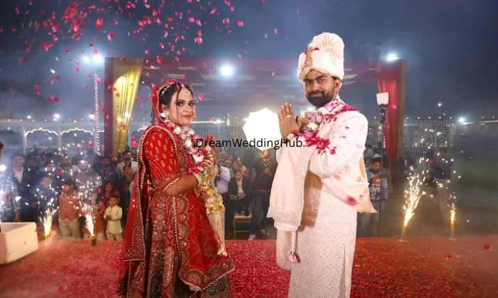 AK StudioBest Photographers in Meerut AK StudioBest Photographers in Meerut