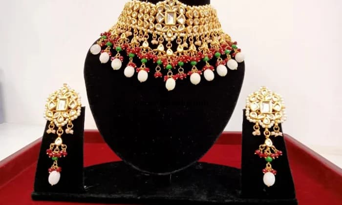 Manuragini collections Manuragini collections