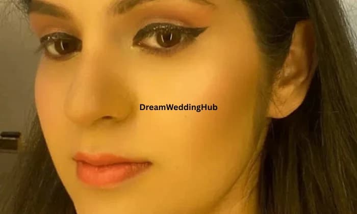 Velvet Pages Makeovers Delhi NCR By Aanchal Raizada Velvet Pages Makeovers Delhi NCR By Aanchal Raizada