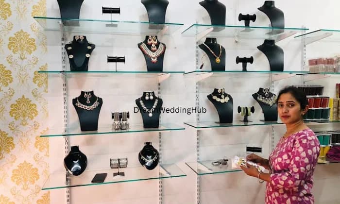 Shri Maa Laxmi collections Shri Maa Laxmi collections